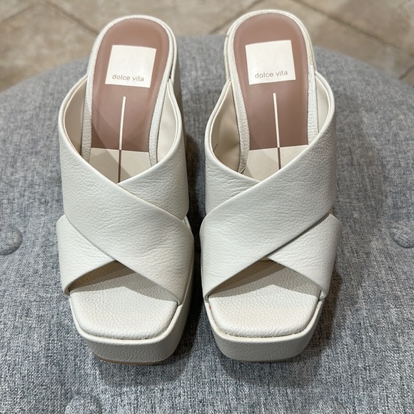 Dolce Vita Square Toe Chunky Heels - Picture 6 of 8